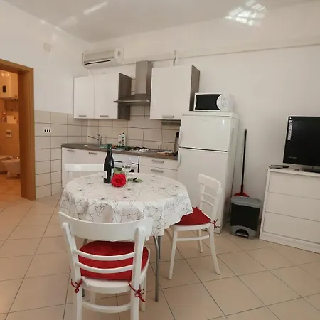 Davorka 3* Primošten