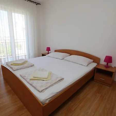 Davorka 3*