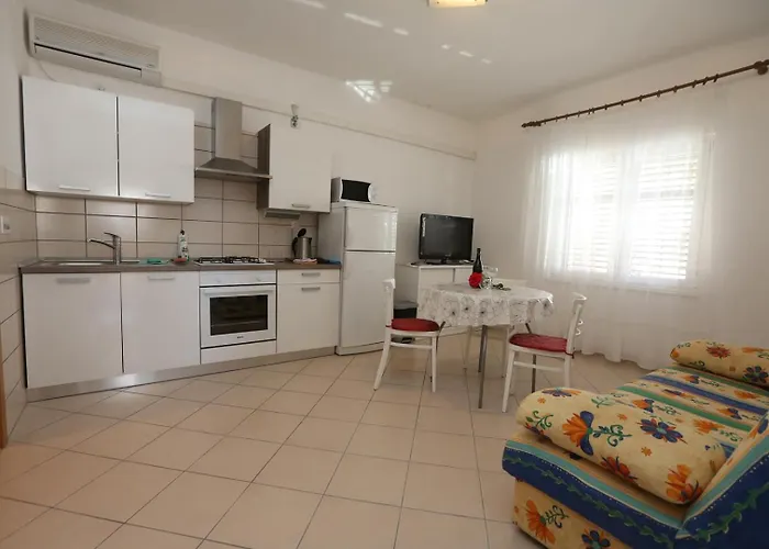 Davorka 3* Primosten