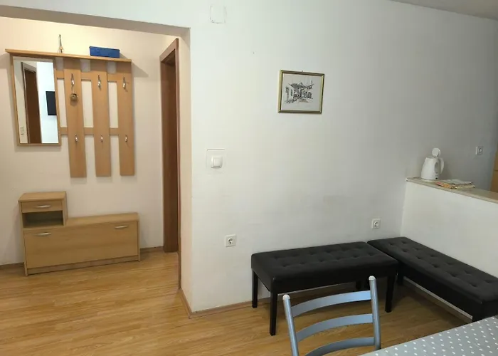 Davorka Gostinjska kuća Primosten