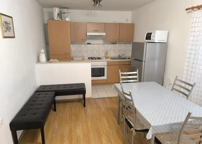 Davorka Gostinjska kuća 3*