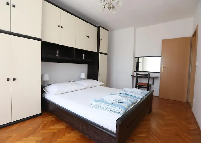 Davorka Gostinjska kuća 3*