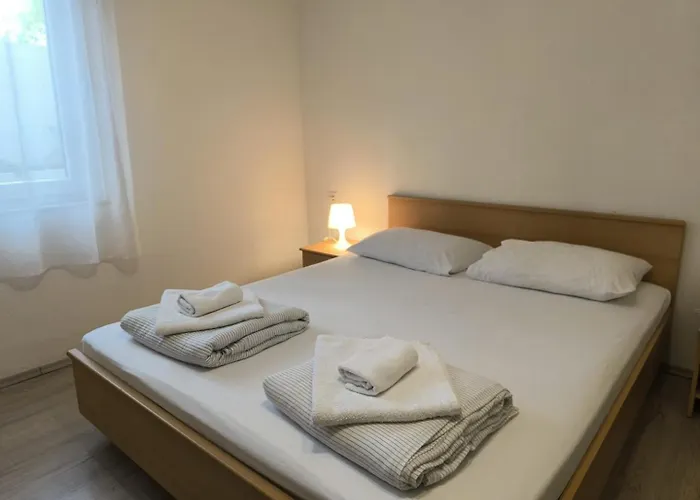 Gostinjska kuća Davorka 3*