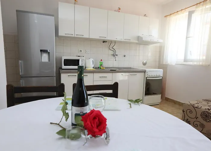 Davorka Gostinjska kuća Primosten